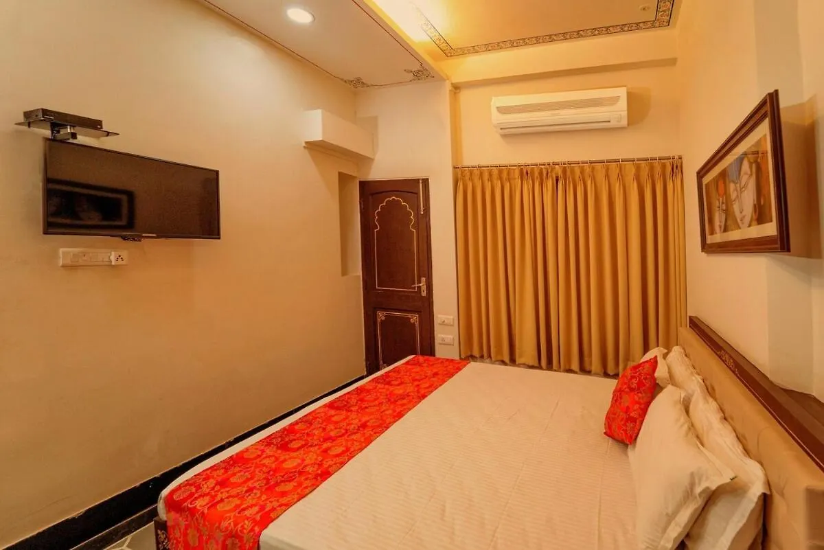 Santosh Villa - The House Of Antiques And Art Udaipur 0*,