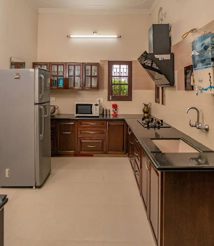 Santosh Villa - The House Of Antiques And Art Udaipur