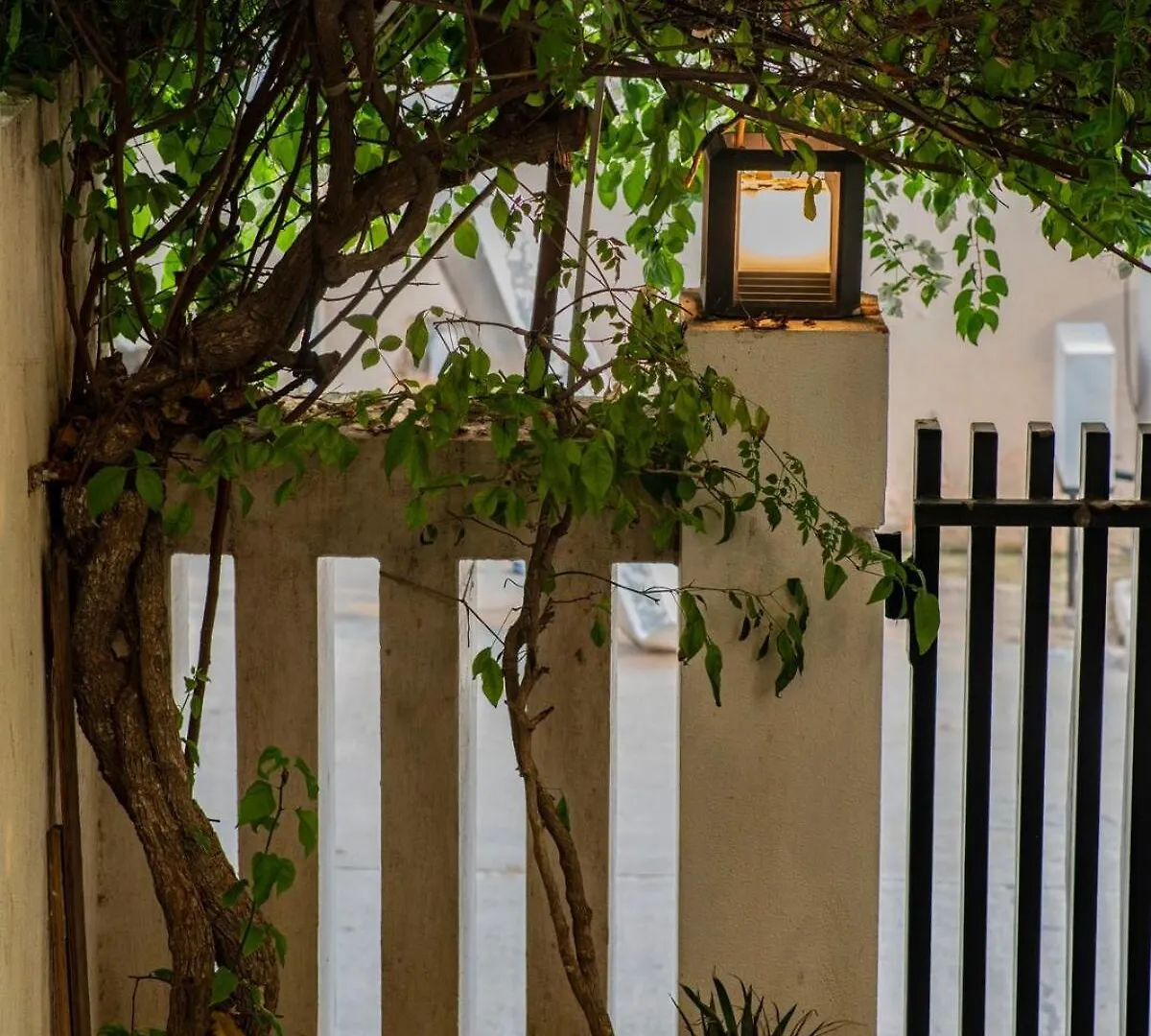 Santosh Villa - The House Of Antiques And Art Udaipur 0*,  Indien